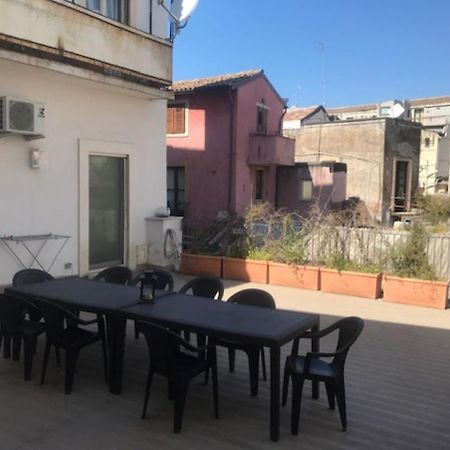 Suite Con Terrazza In Centro Storico Катанія Екстер'єр фото